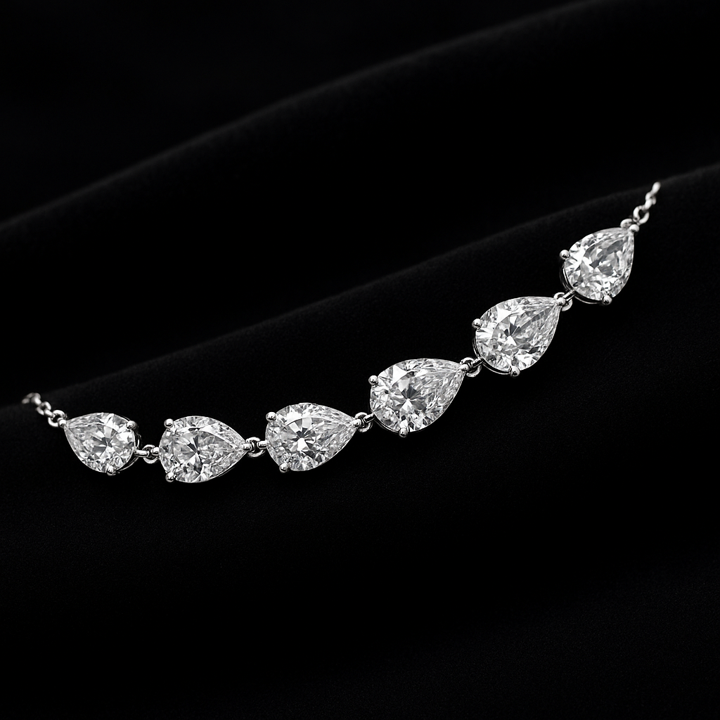  — 2N look-alike recreation, shown in clear diamond and fancy colour