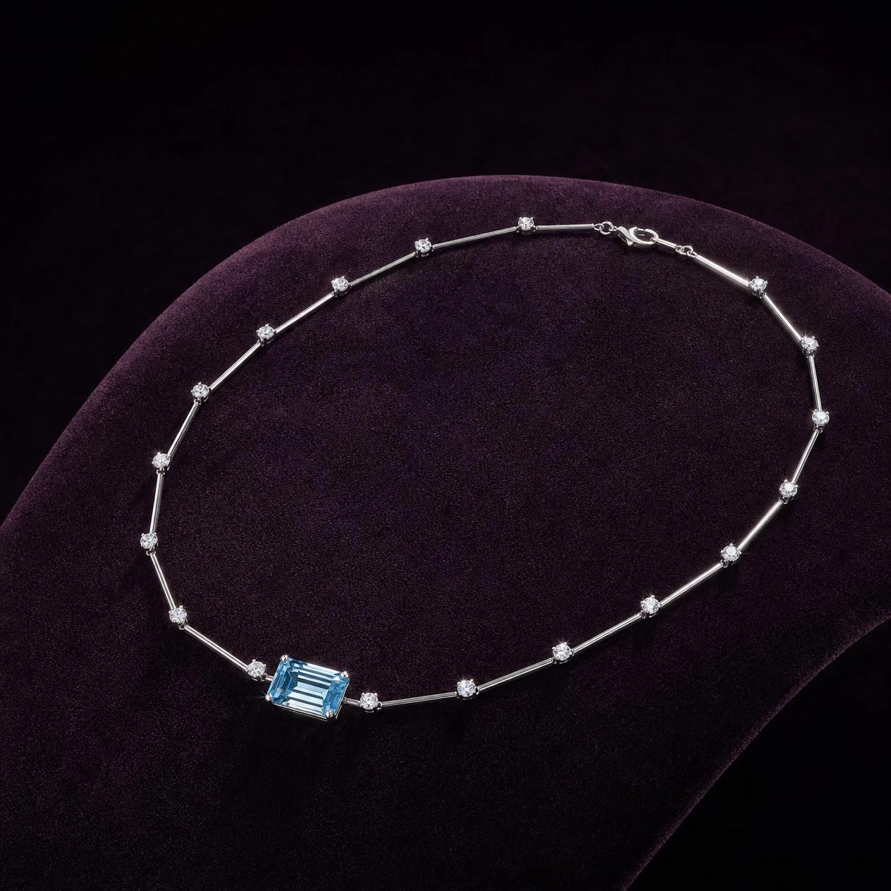 Marea Sacra, The 2N Women’s Private Collection