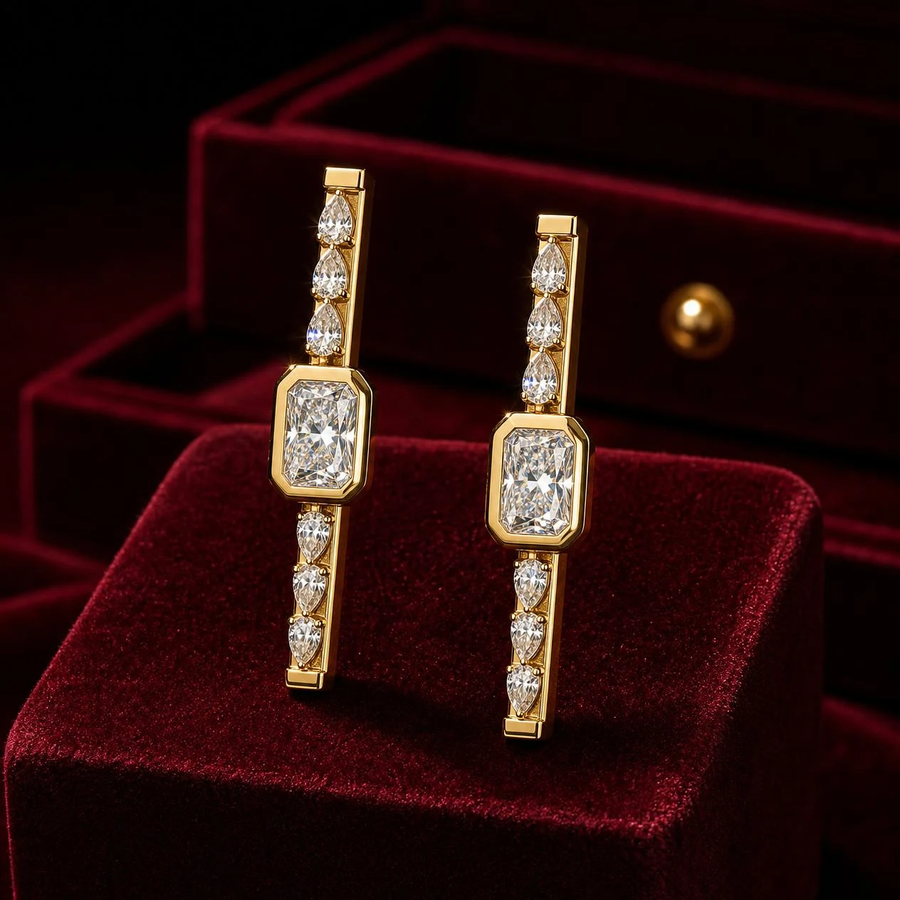 Guardiano di Genova, 1.4 ct tw radiant lab grown diamond men’s earrings in 14K yellow gold (front view)