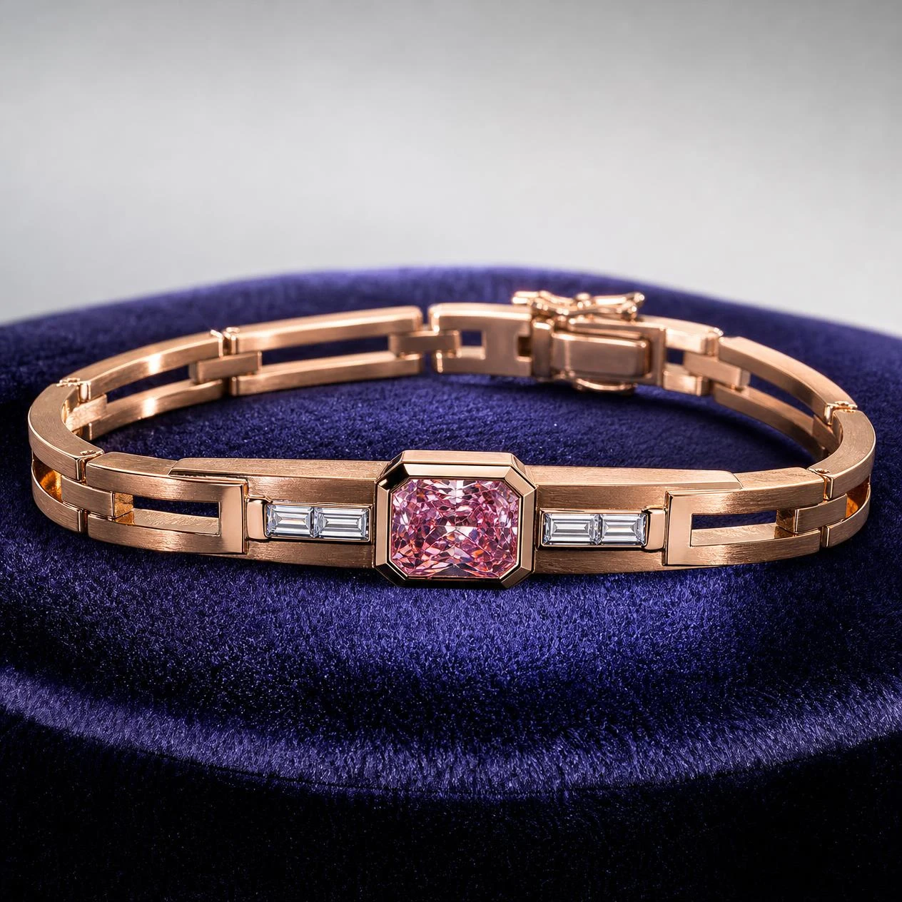 Forte Saldo, 0.88 ct tw radiant lab grown diamond men’s bracelet in rose gold (front view)