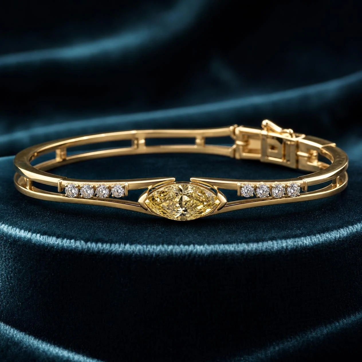 Lavanda Eletta, 1.39 ct tw marquise lab grown diamond bracelet in 14K yellow gold (front view)
