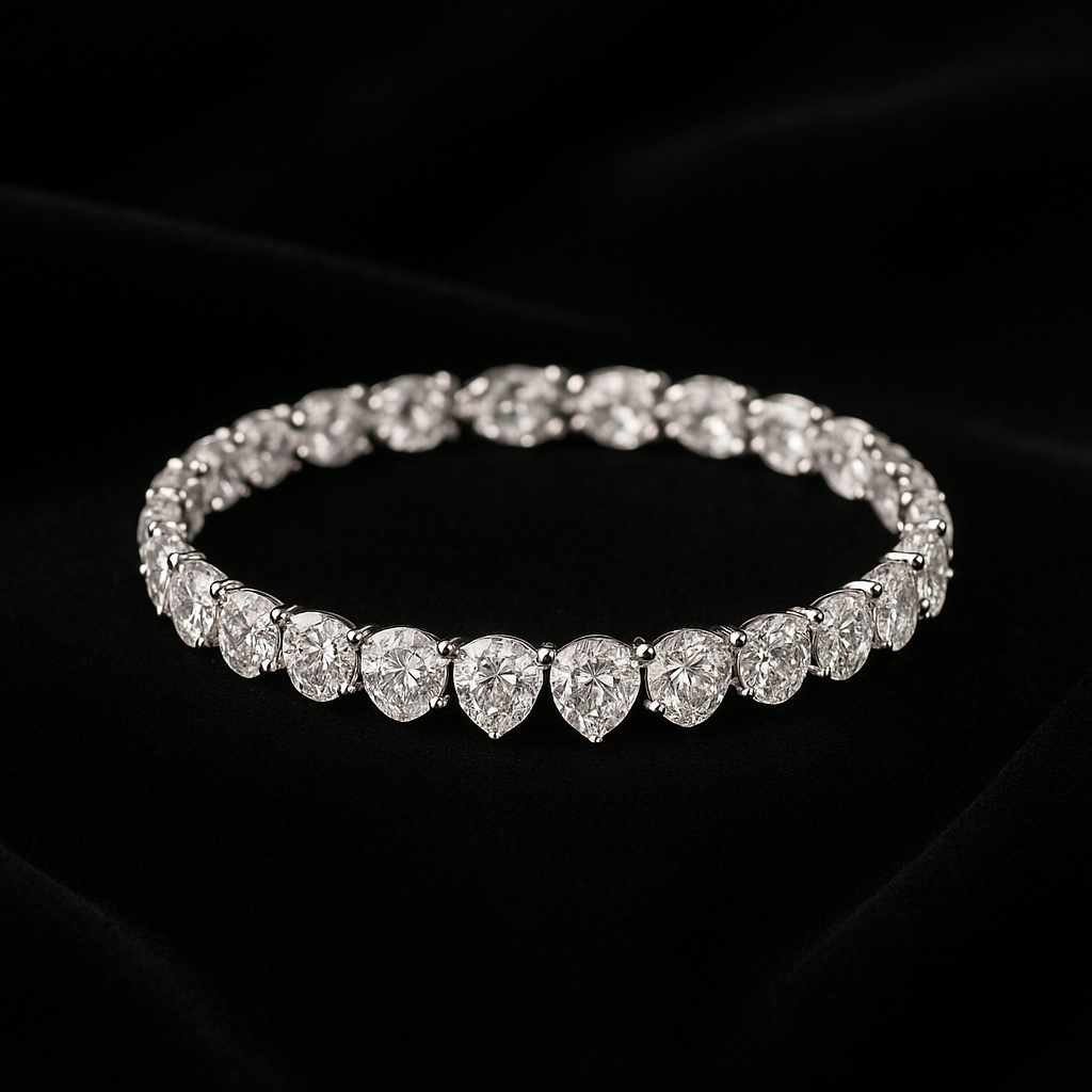  — 2N look-alike recreation, shown in clear diamond and fancy colour