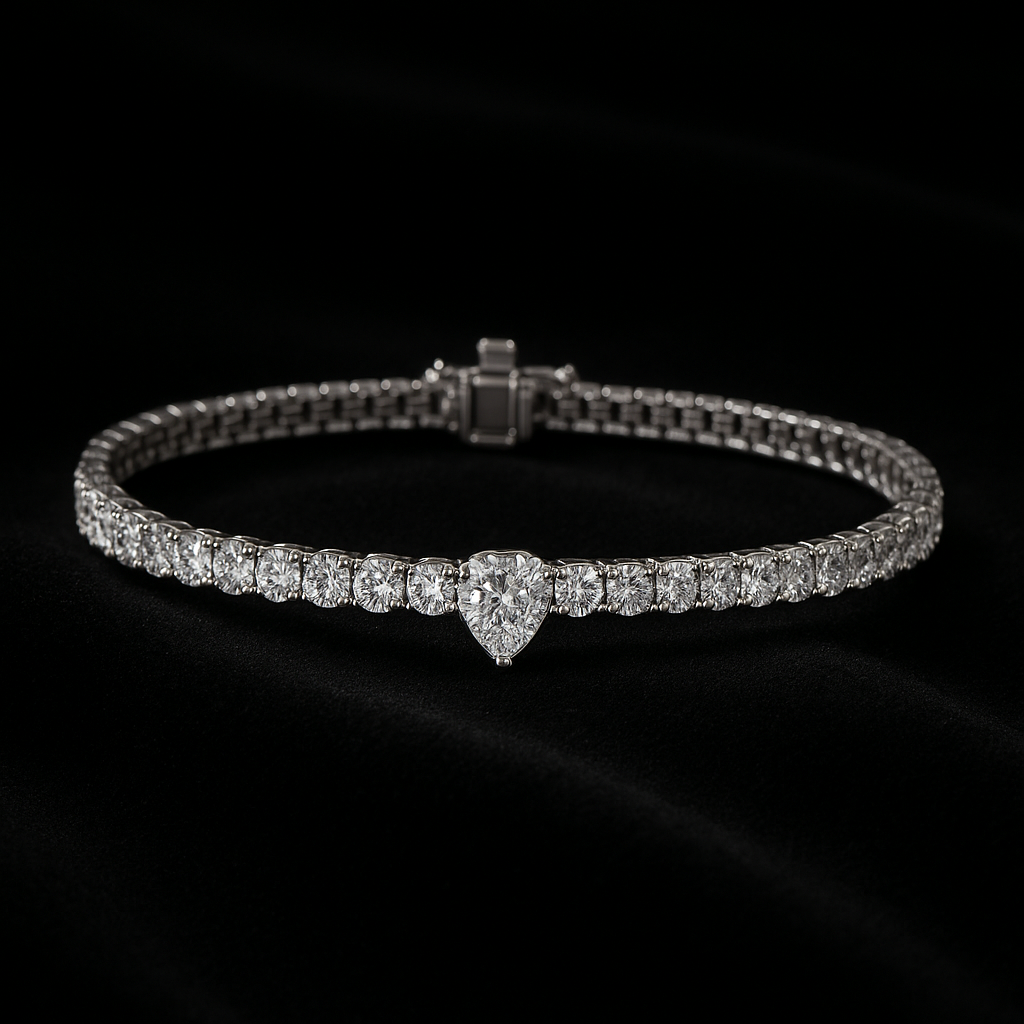 Lacrima di Gioia — 2N Master-Artisan recreation, shown in clear diamond and fancy colour