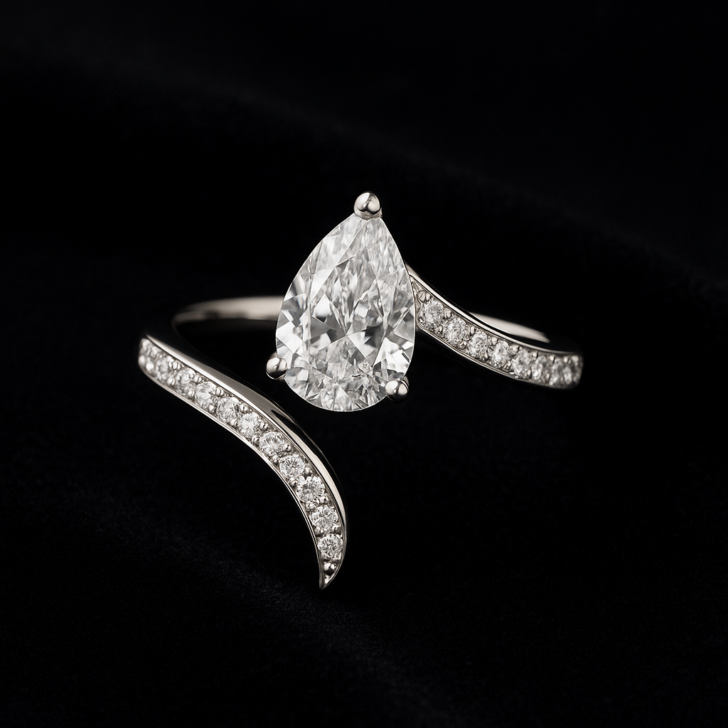  — 2N look-alike recreation, shown in clear diamond and fancy colour