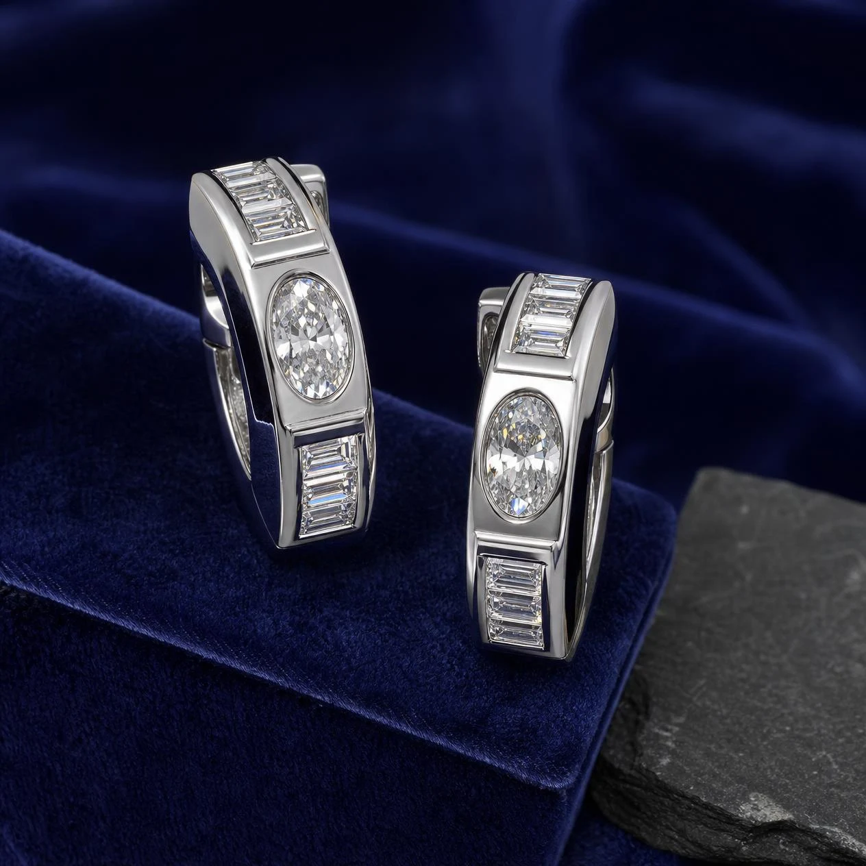Patrizio del Sud, 1.64 ct tw oval lab grown diamond men’s earrings in 14K white gold (front view)
