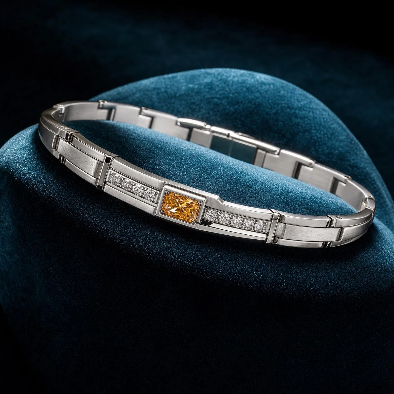 Faro Severo, 0.95 ct tw radiant lab grown diamond men’s bracelet in 14K white gold (front view)