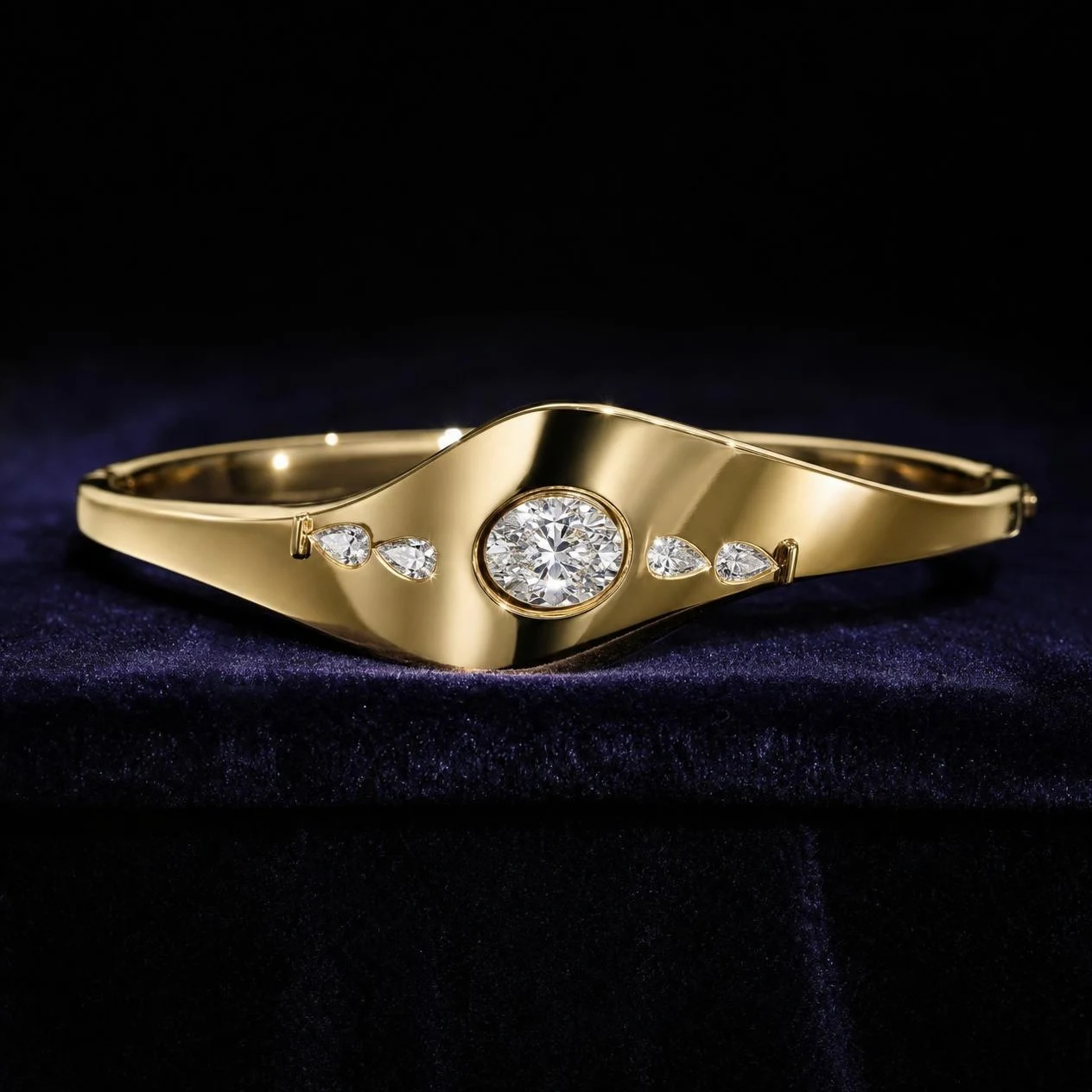 Flamme d'Oro — bench-made by 2N Master Artisans