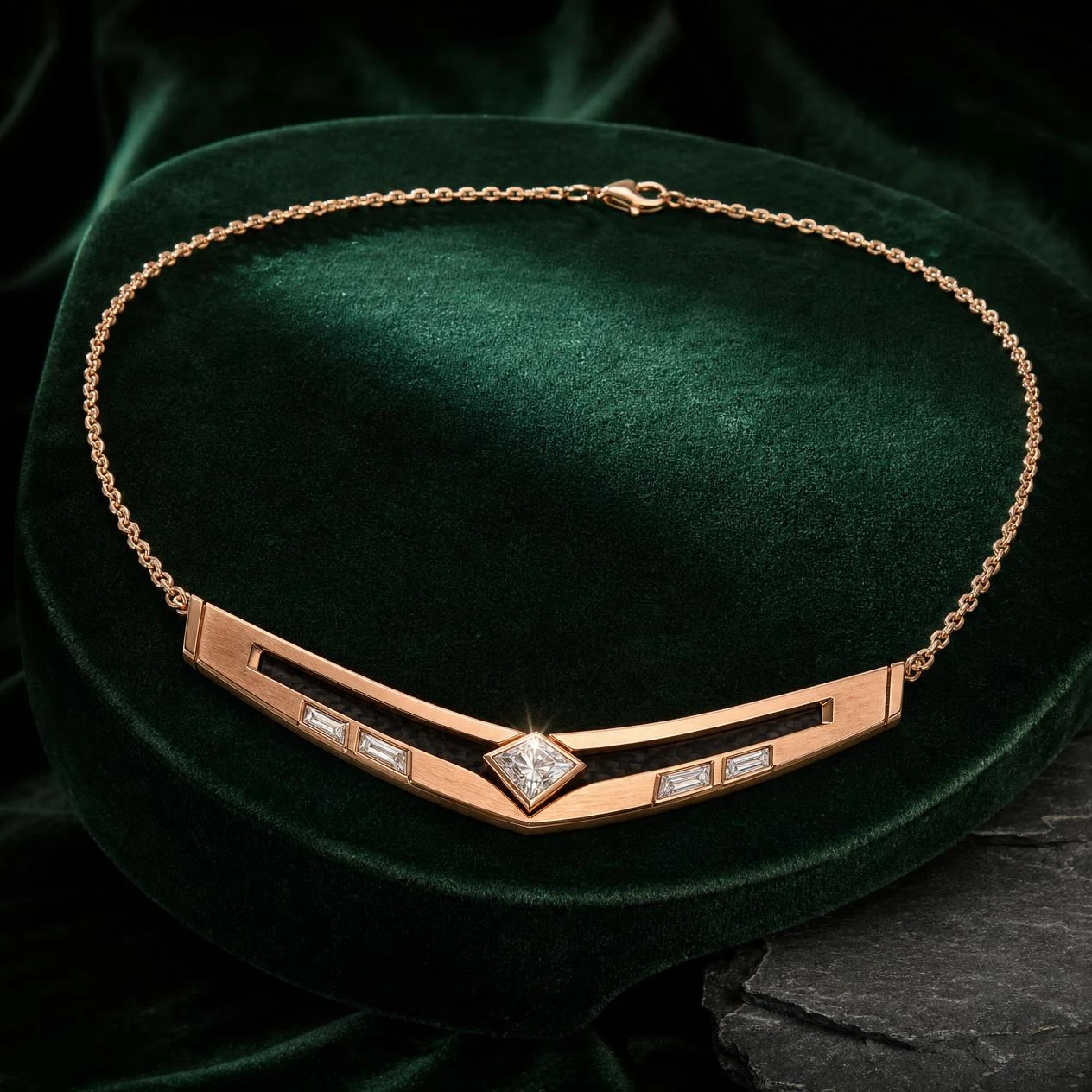 Maestro d'Ebano, 0.84 ct tw kite lab grown diamond men’s necklace in rose gold (front view)