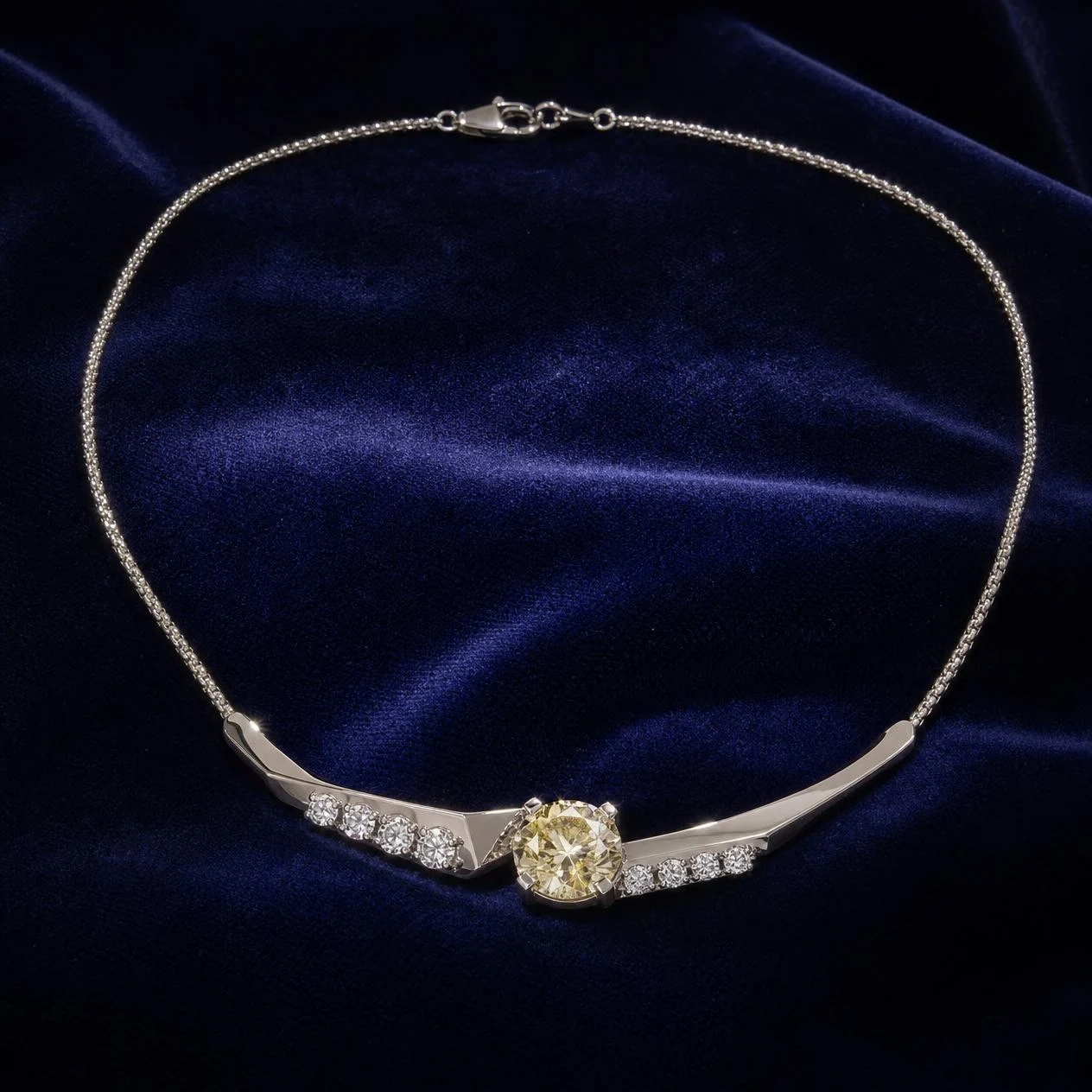 Flor de Llama, 2.01 ct tw round lab grown diamond necklace in 14K white gold (front view)