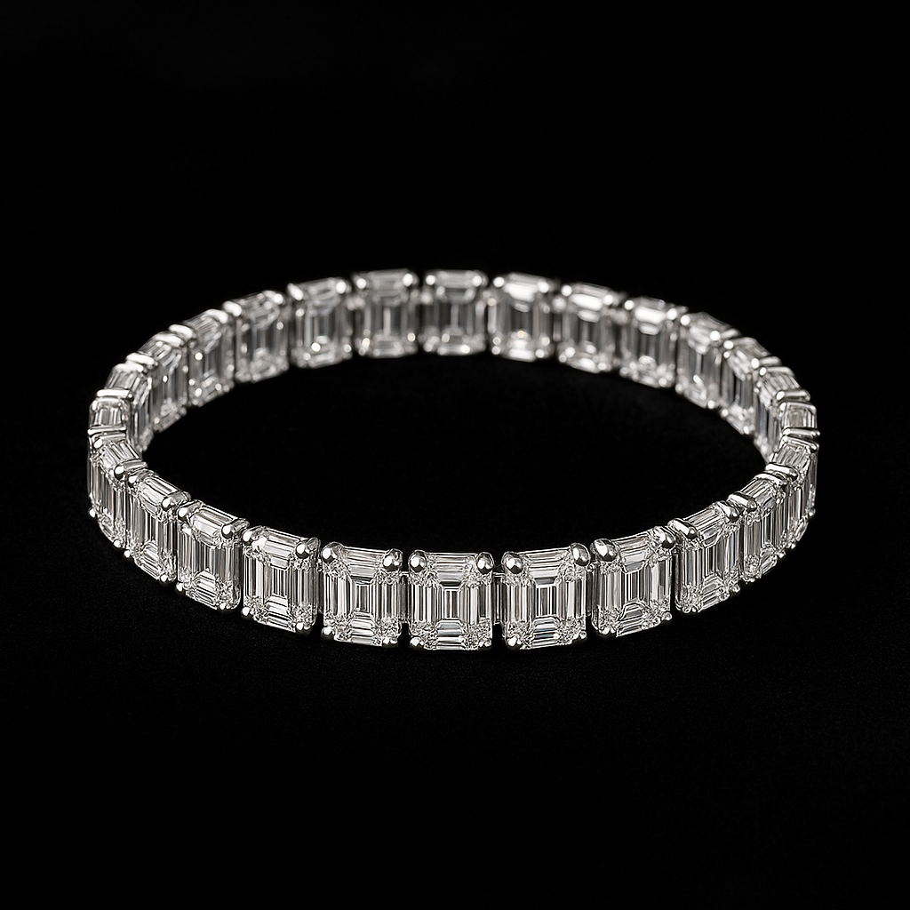  — 2N look-alike recreation, shown in clear diamond and fancy colour