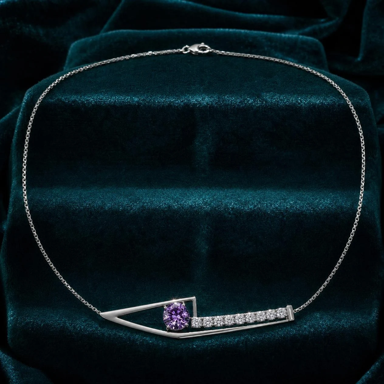 Eco de Instante, 1.8 ct tw round lab grown diamond necklace in 14K white gold (front view)