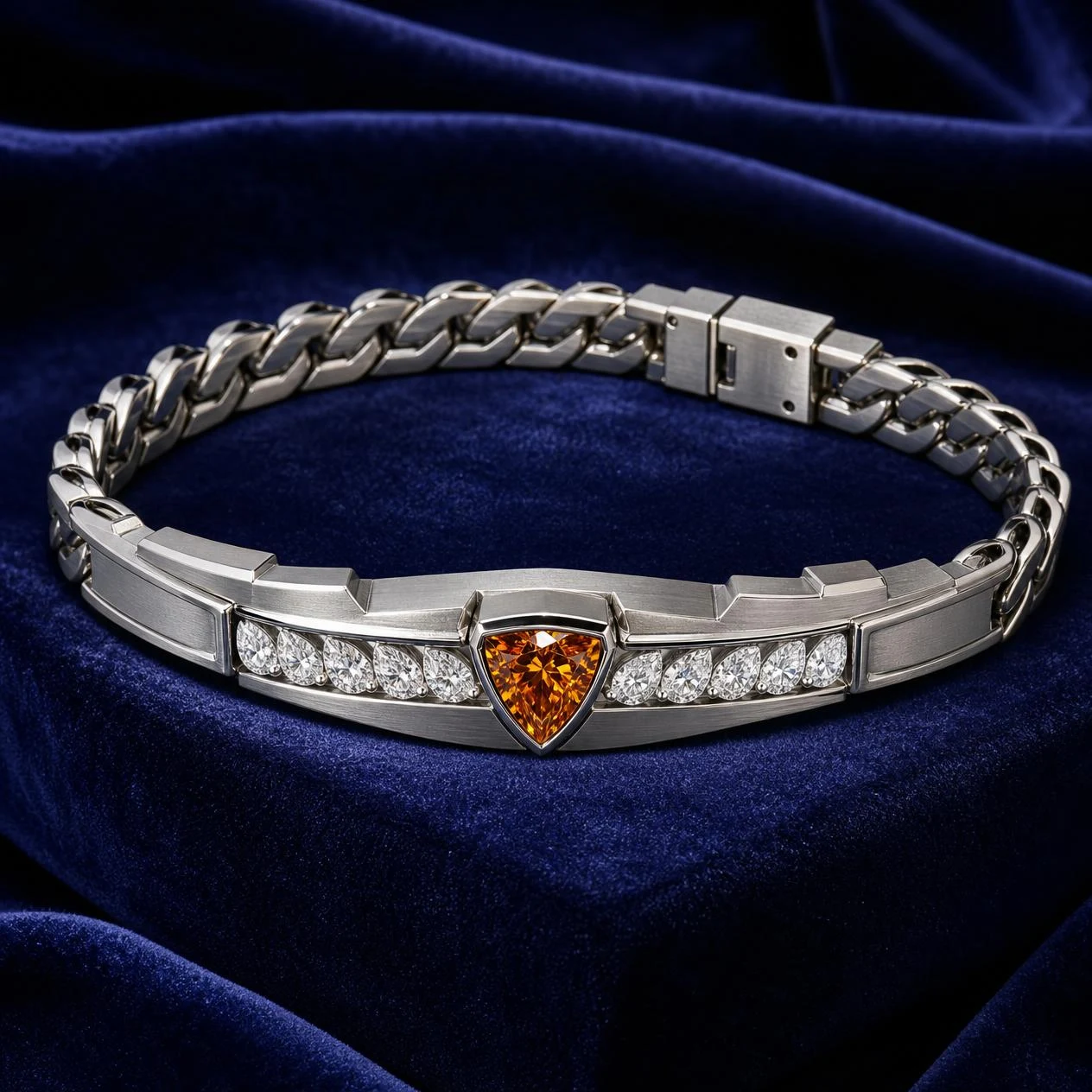 Uragano Audace, 1 ct tw trillion lab grown diamond men’s bracelet in 14K white gold (front view)