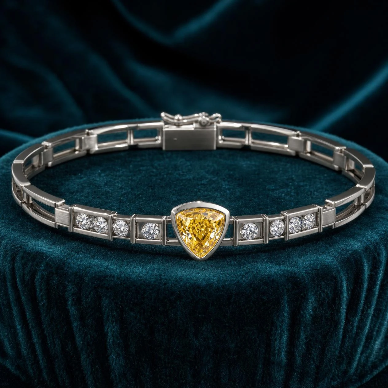 Dalia Sottile, 1.35 ct tw trillion lab grown diamond bracelet in 14K white gold (front view)