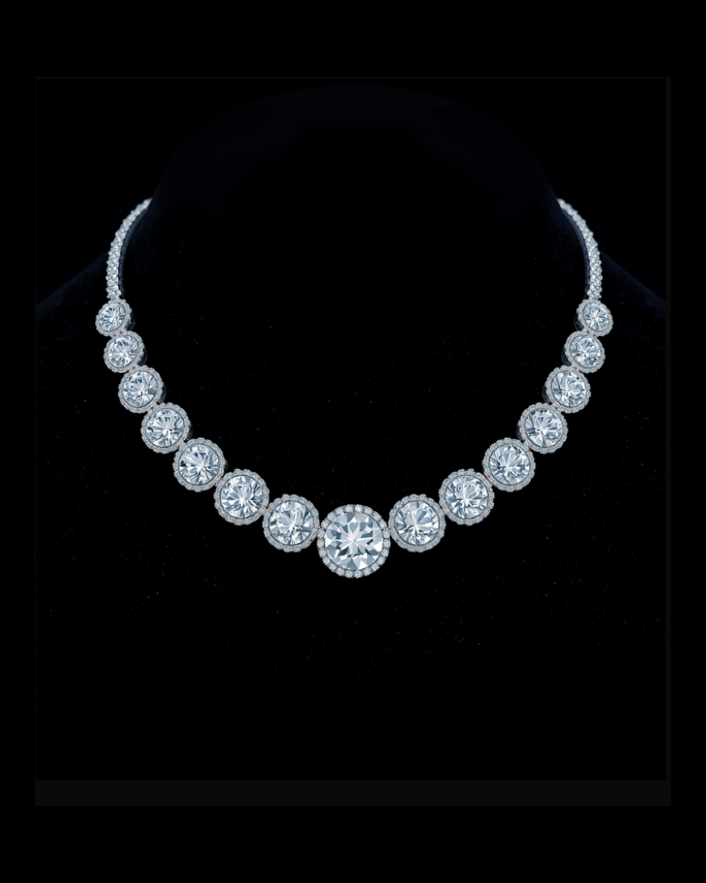 Fiume di Luce — 2N Master-Artisan recreation, shown in clear diamond and fancy colour