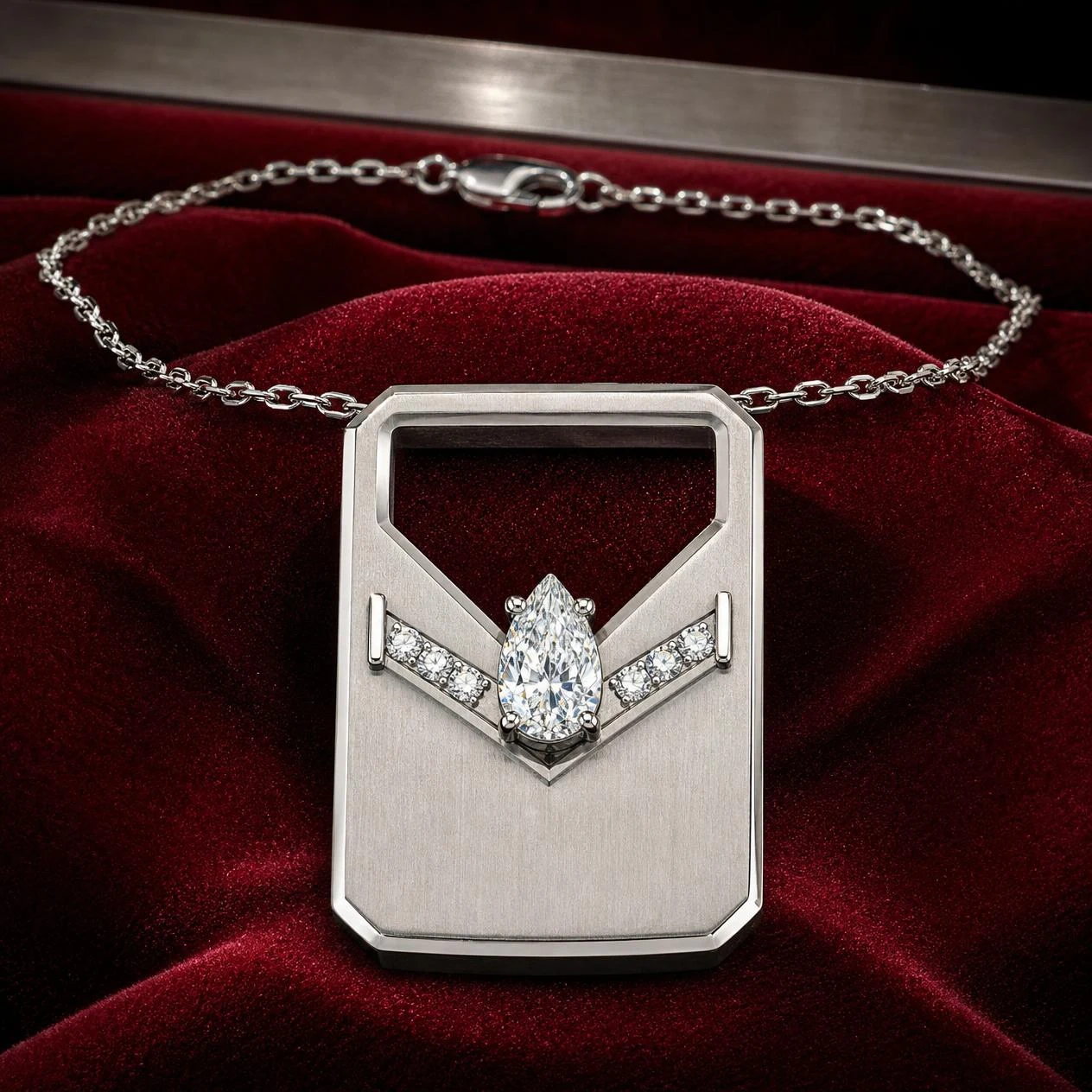 Signore di Bronzo, 0.84 ct tw pear lab grown diamond men’s necklace in 14K white gold (front view)