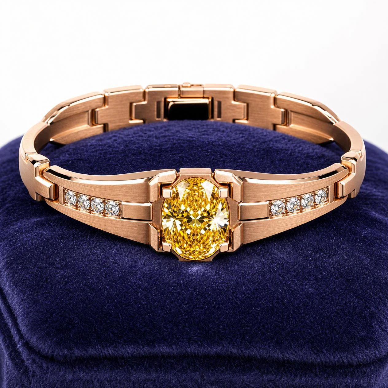 Navigatore Fiero, 1.47 ct tw oval lab grown diamond men’s bracelet in rose gold (front view)