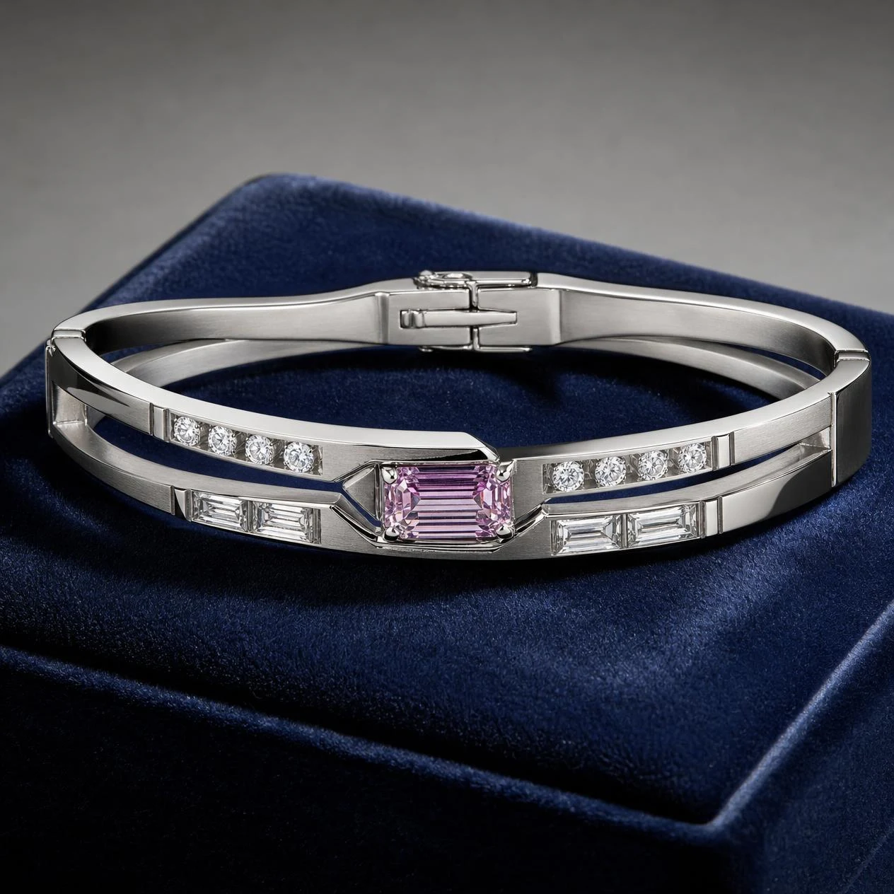 Senatore Profondo, 1.59 ct tw emerald lab grown diamond men’s bracelet in 14K white gold (front view)