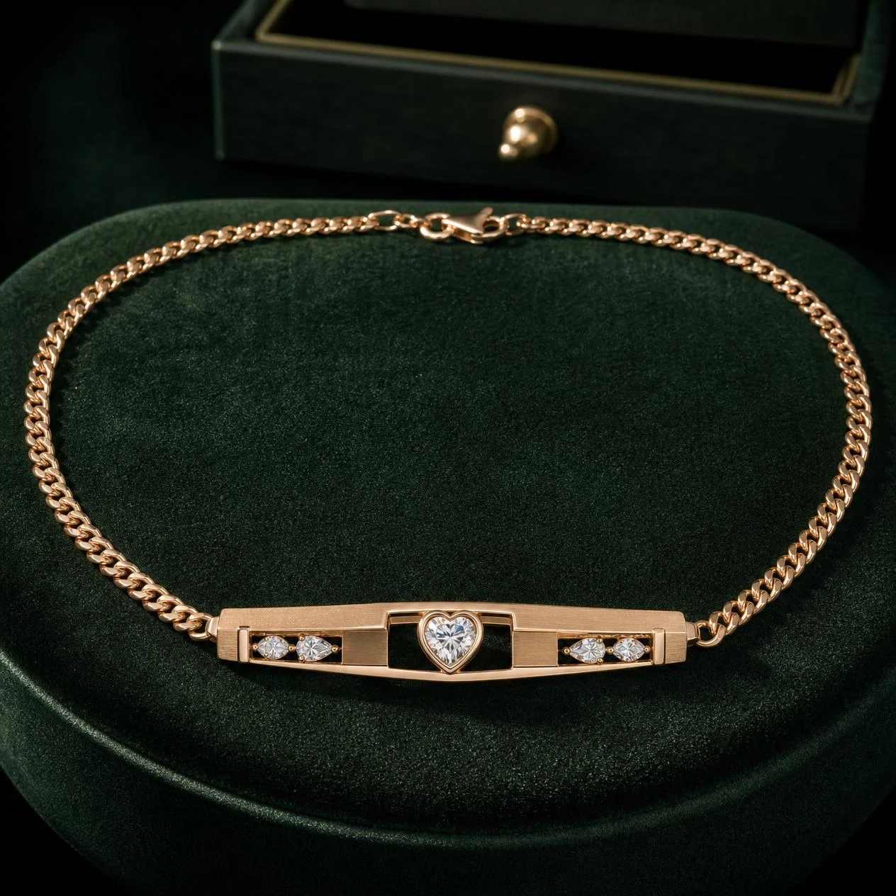 Cedro Fiero, 1.1 ct tw heart lab grown diamond men’s necklace in rose gold (front view)