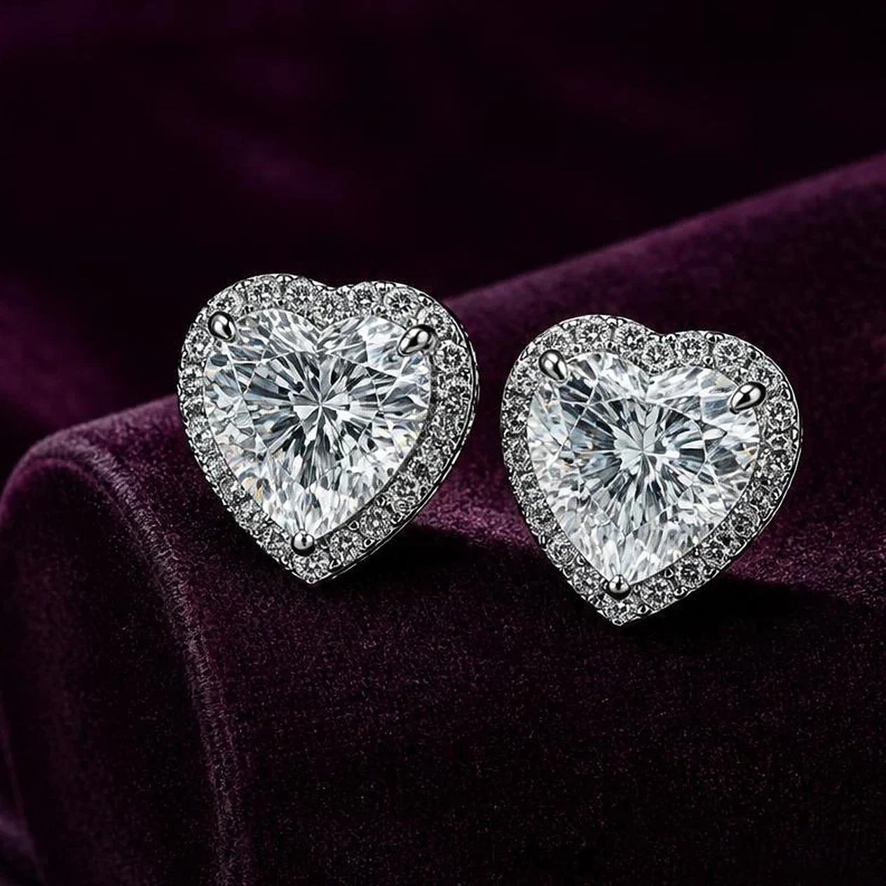 Sérénade d'Argent, 4 ct heart lab grown diamond earrings in 18K white gold (front view)